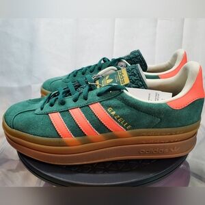 Adidas Womens Gazelle Bold Platform Gum Bottom Green & Coral SIZE WOMENS 8